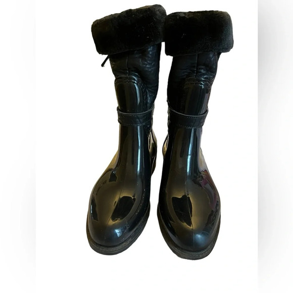 Stuart Weitzman women’s black rubber fold over rain boots sz 35 US 5 - Picture 2 of 5